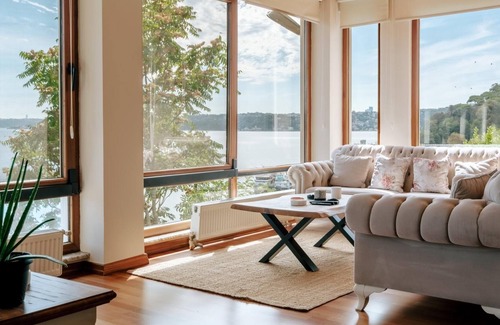 Sariyer House | Bosphorus View House with Garden 5 min to Coast