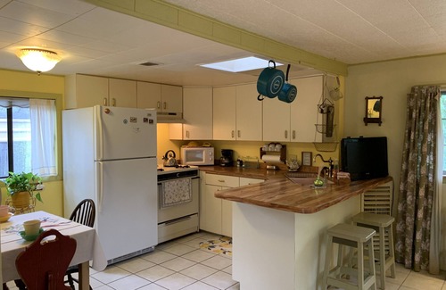 Morristown House | BOSQUES BUNGALOW A birder's delight! Near Wickenburg, AZ 1 of 3 casitas