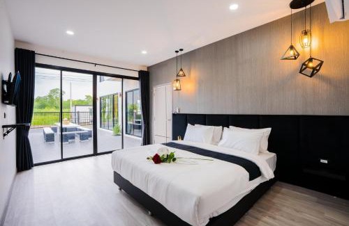 Bang Sare Villa | Boss PoolVilla Pattaya Bang Saray Beach 1 km