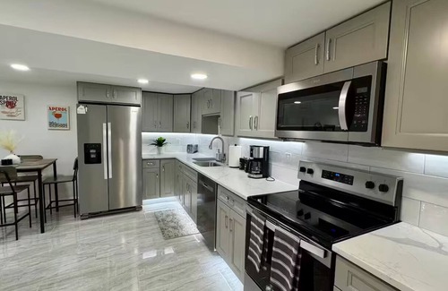 Revere House | Boston 3BDR/2BA/10-min to Airport/Free Parking