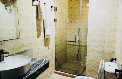 Obosi Hotel | Boston Hill Resort & Hotel Ltd