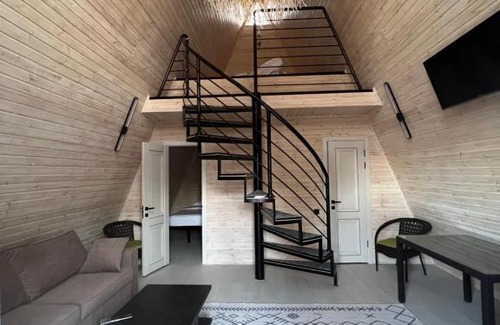 Chuy Province House | Boston Hills