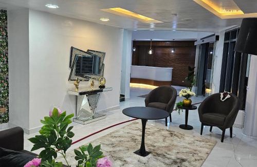 Ilorin Hotel | Boston Ivy Suites
