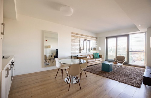 Fenway–Kenmore Apartment | Boston One Bedroom with Fenway Park Views