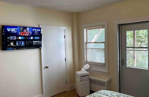 South Medford Apartment | Boston Traveler’s Den