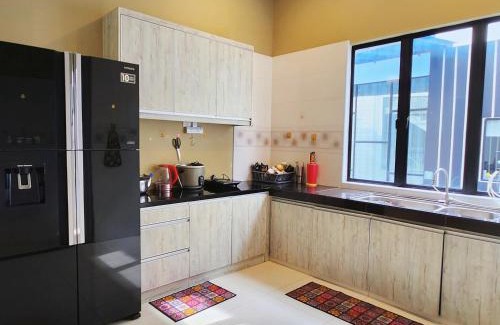 Ipoh House | Botani Double-Storey Haven 5B4B by verve 19pax