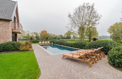 Oostkamp Villa | Botanic Experience Holiday House