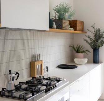 Kyneton House | Botanica House - Your Kyneton Oasis