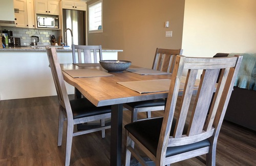 Port Renfrew House | Botany Bay - Oceanfront Luxury Cabin by Eagle Reach