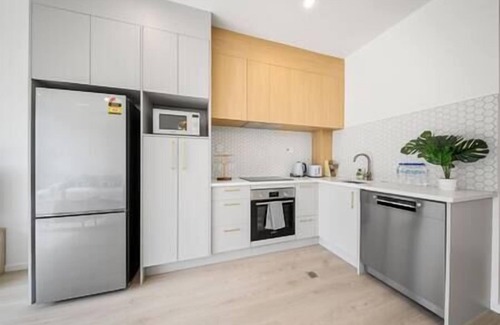 Botany Downs House | Botany Newly Built 3-Bedroom Sanctuary for Families Unit C