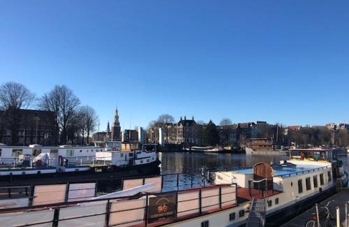 Amsterdam City Centre Hotel | Botel Elodie