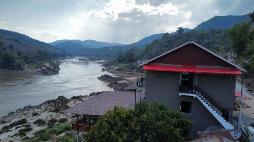 Pakbeng Hotel | BOUAKHAI HOTEL Pb