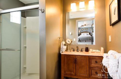 Yachting Village Hotel | Bouchard Restaurant & Inn