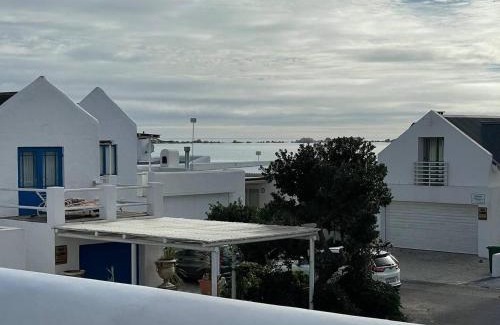 Paternoster Apartment | Bougain Villa Studio 1