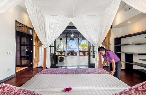 Banjarangkan Villa | BougainVilla - Oceanfront villa with Cook, ideal for Weddings and Events