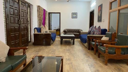 Gurugram House | Bougainvillea Farm-3BHK Pool Farm House