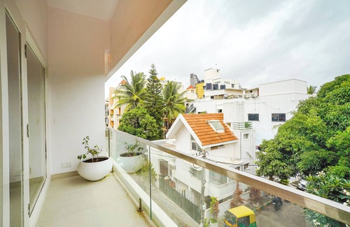 Kalyan Nagar Apartment | Bougainvillea Suites 2 - Charming 2-bedroom apartment in gorgeous Bengaluru