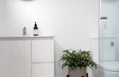 Fairlight Bed & Breakfast | Bougainvilleas Bed and Breakfast