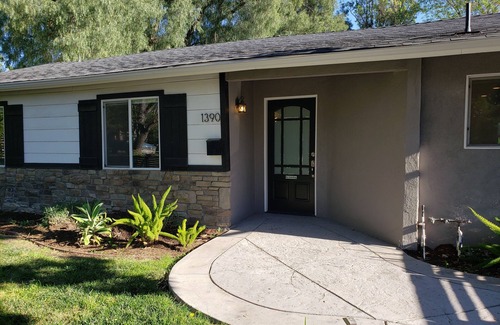Thousand Oaks House | Bouganvilla 4-bedroom, 2-baths, single family house