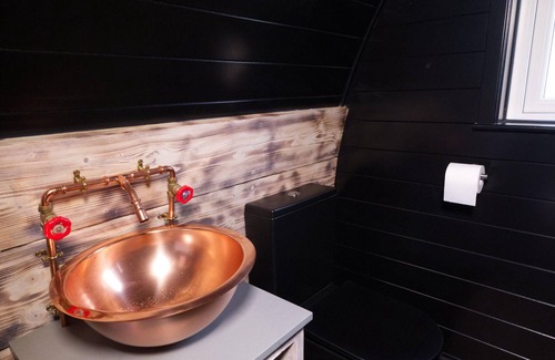 Achmelvich Cabin | Boujee Glamping Pod on the North Coast 500 Route