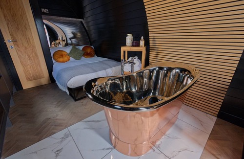 Achmelvich Cabin | Boujee Glamping Pod on the North Coast 500 Route
