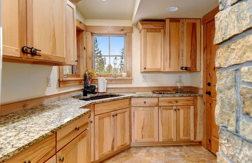 Boulder House | Boulder Colorado CU Sugarloaf Mountain Vacation Home