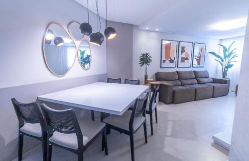 Centro Apartment | Boulevard 222D - Excelente apartamento em condomínio de luxo no centro de Bombinhas - Piscina - Jacuzzi - Academia - Portaria 24h - (Consultar serviços de roupa de cama e banho)