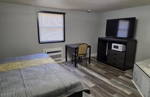 Amherst Hotel | Boulevard Inn