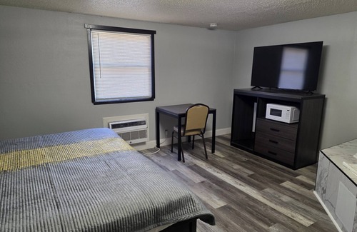 Amherst Hotel | Boulevard Inn