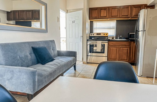Carcel Apartment | Boulevard Park IV 307 - This is Puerto Rico