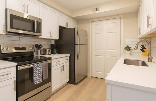 North Arlington Apartment | Boulevard Stays Calm 1BR King Retreat Poolside Bliss Gym & Parking