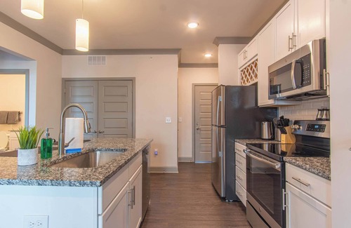 Buechel Apartment | Boulevard Stays Comfy 1BR Haven Pool, Free Parking & Cozy Details