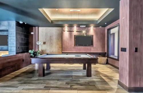 Richardson Apartment | Boulevard Stays Dashing 1BR Suite Pool Parking Gym C