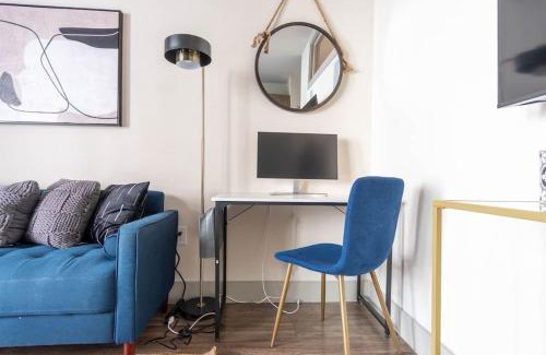 Richardson Apartment | Boulevard Stays Luxurious 1BR Suite Pool Parking Gym Access