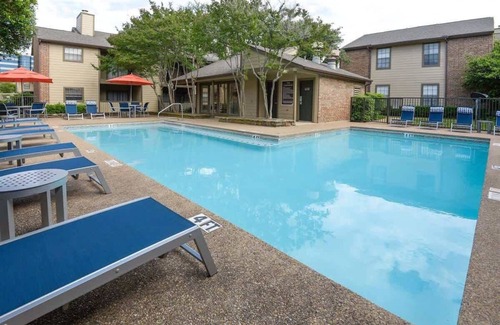 Far North Dallas Apartment | Boulevard Stays Tranquil 1BR King Suite Pool, Gym, Parking 01
