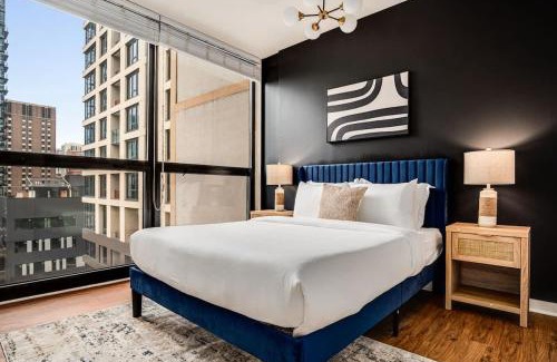 Near North Side Apartment | Boulevard Stays Walk Everywhere 5 mins to Magnificent Mile River North 05