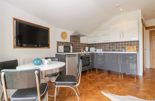 Stanton Drew Cottage | BOUNDARY BARN, family friendly, country holiday cottage in Dundry