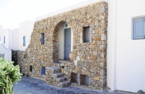 Ornos Apartment | Boundless Blue Guesthouse - Mykonos