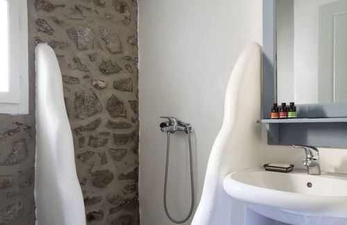 Ornos Apartment | Boundless Blue Guesthouse - Mykonos