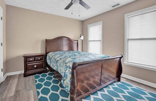 Fayetteville House | Bountiful Barley Travel Home