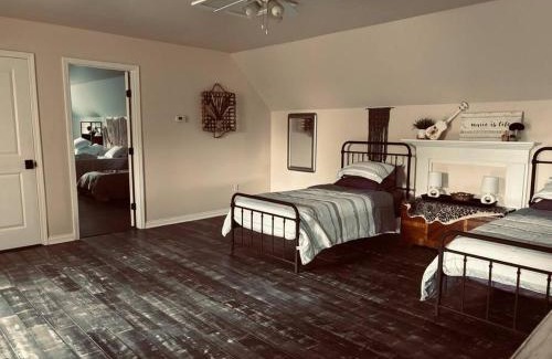 Lawrenceburg House | Bourbon Barrel Cottages Main House