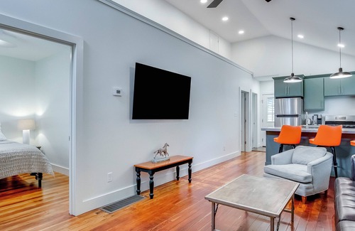 South Louisville House | Bourbon & Beyond!