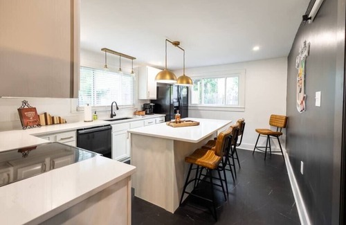 Lawrenceburg House | “Bourbon Trail Beauty”