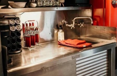 Lawrenceburg House | Bourbon Trail: Caboose on the Farm