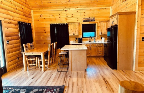 Harrodsburg Cabin | Bourbon Trail Retreat With Hot Tub- 7