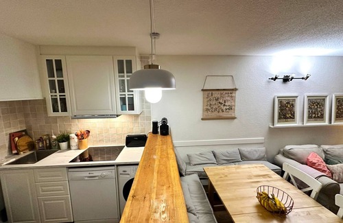 Caldegas Apartment | BOURG MADAME IV Ground floor with swimming pool in Caldegas