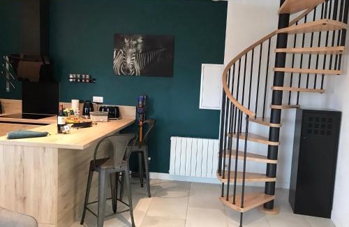 Bourg-sur-Gironde Apartment | Bourg superbe appart avec vue magnifique