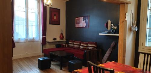 Bourgueil Apartment | Bourgueil - Grand appartement proche CNPE Chinon