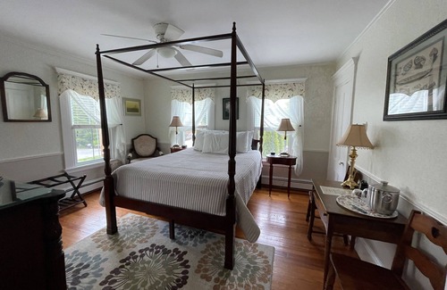 Ogunquit Bed & Breakfast | Bourne Bed and Breakfast