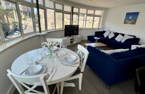 Bournemouth City Centre Apartment | Bournemouth Nest